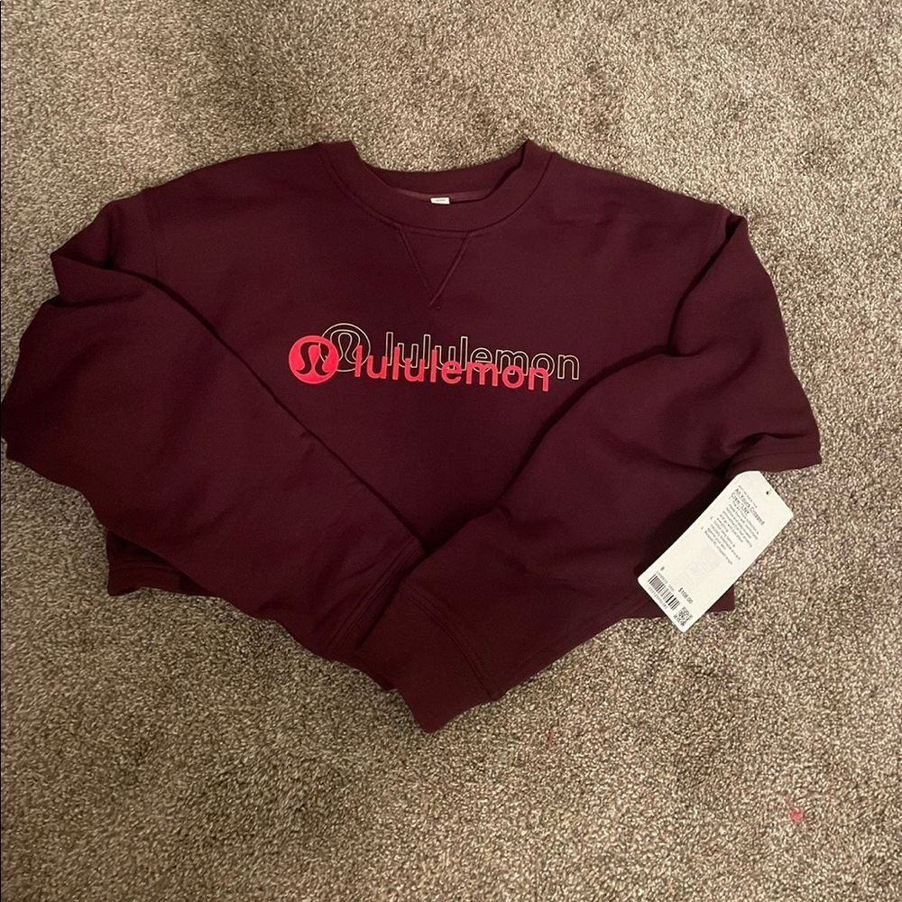 Cropped Lululemon sweater.